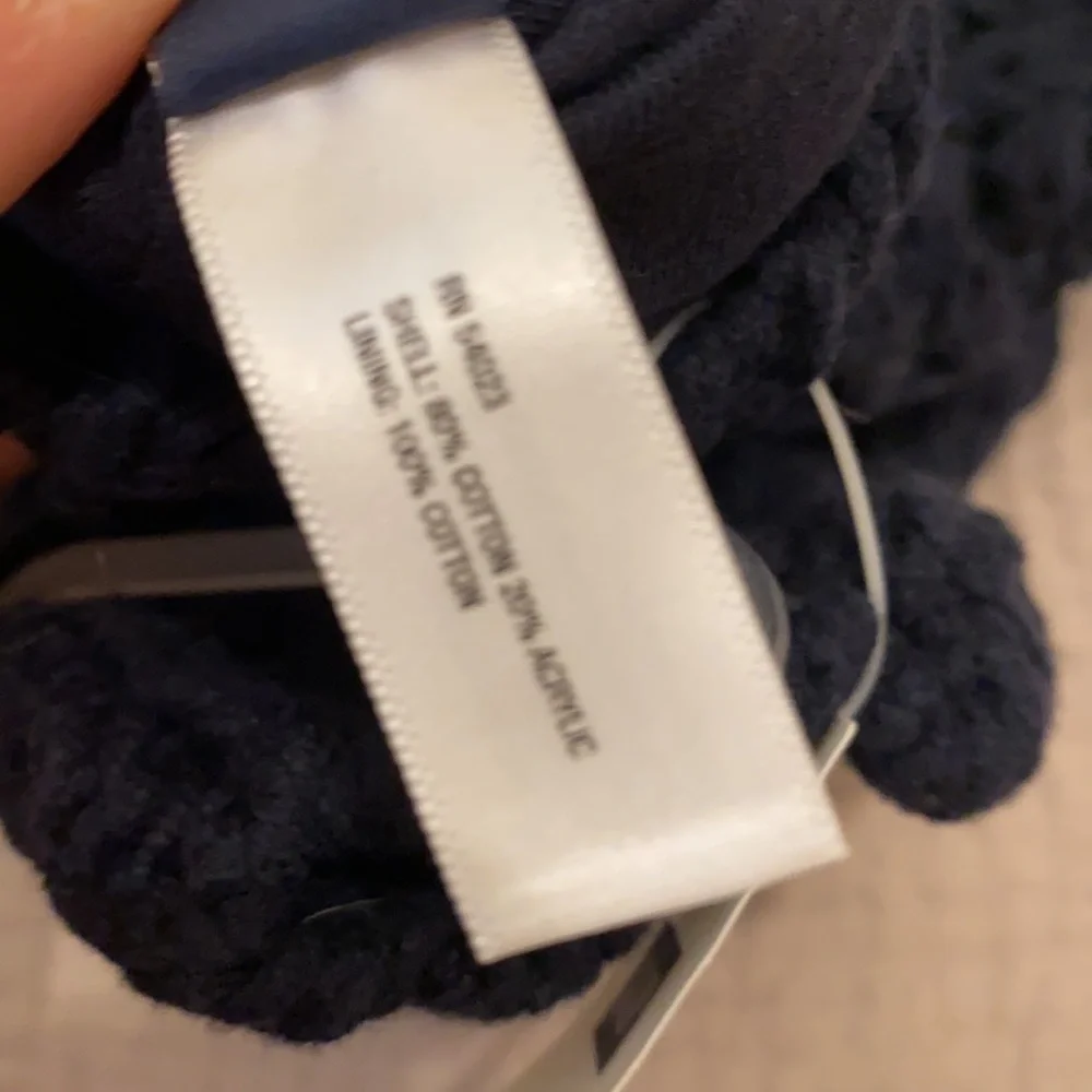 Set 2 pieces : Gap & H&M gloves. New